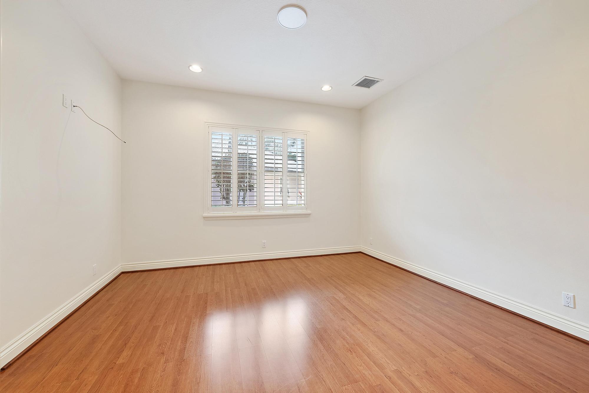 8500 Egret Lakes Lane