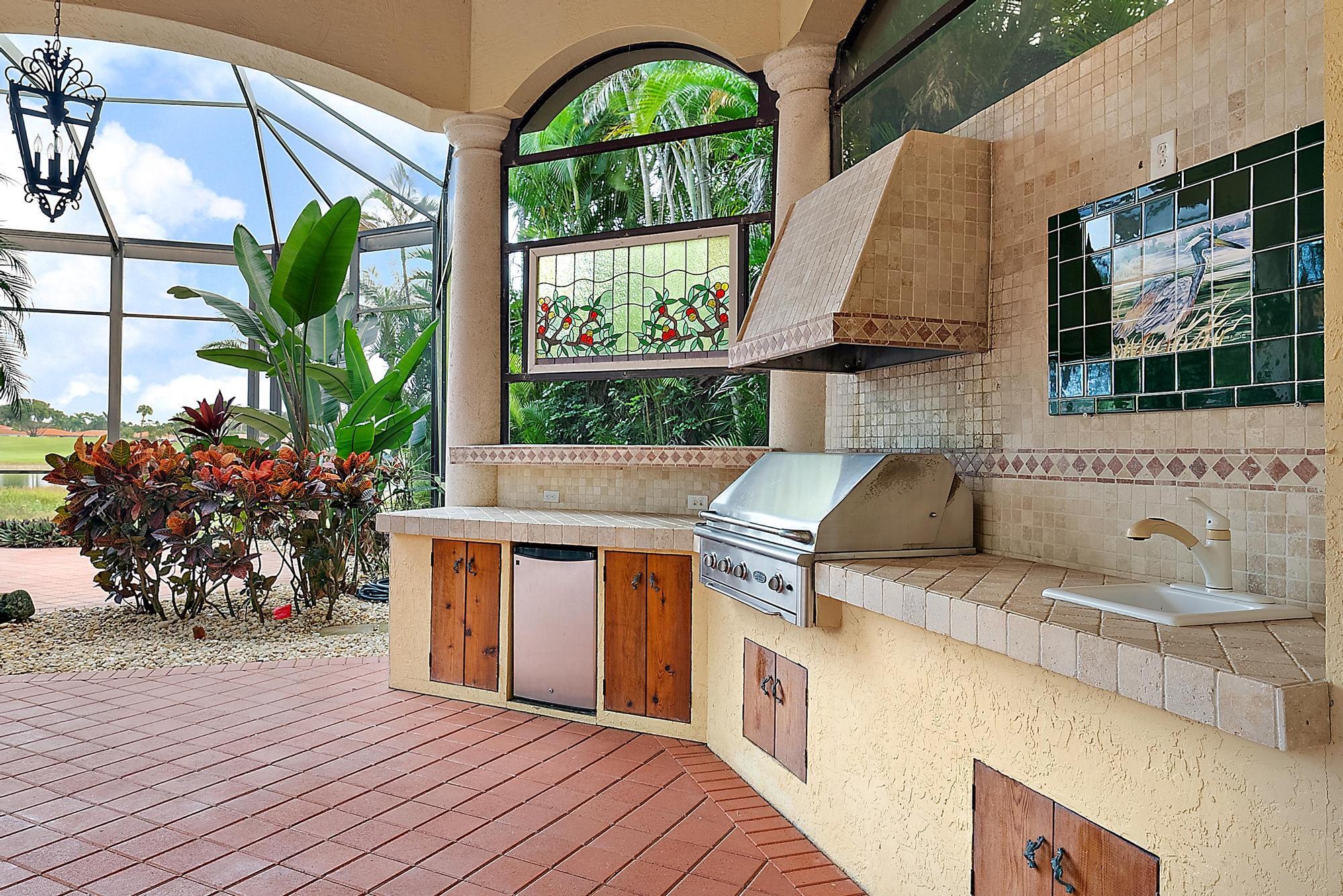 8500 Egret Lakes Lane