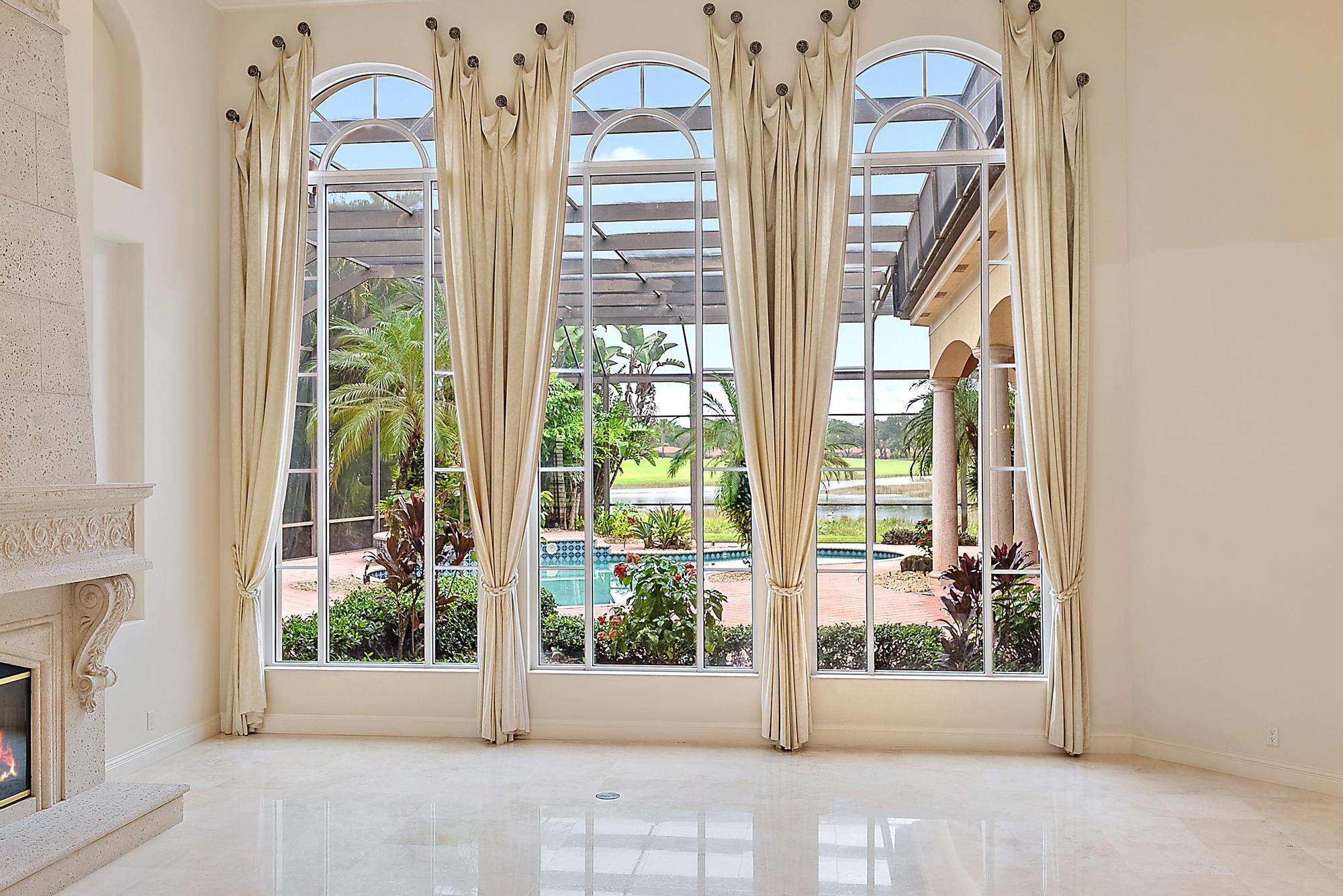 8500 Egret Lakes Lane