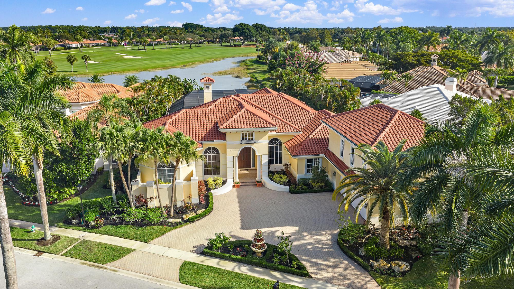 8500 Egret Lakes Lane