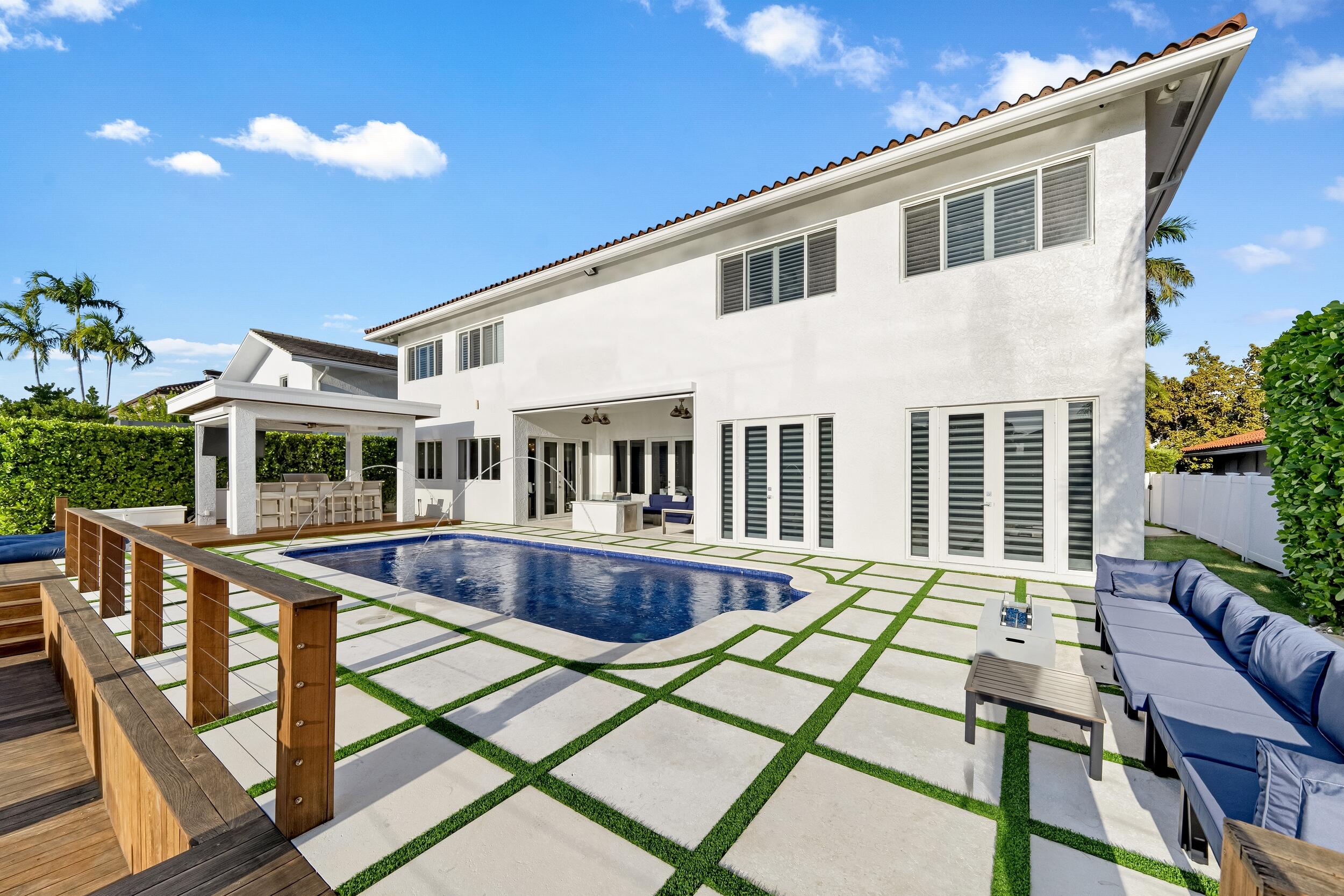 16430 30th Avenue, North Miami Beach