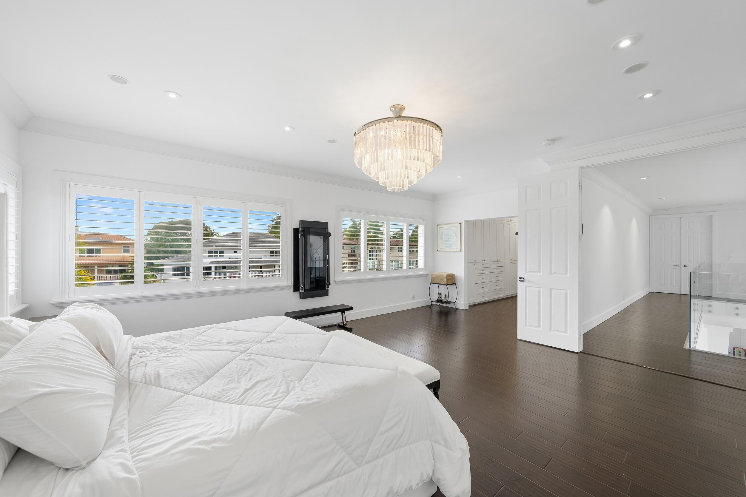 16430 30th Avenue, North Miami Beach