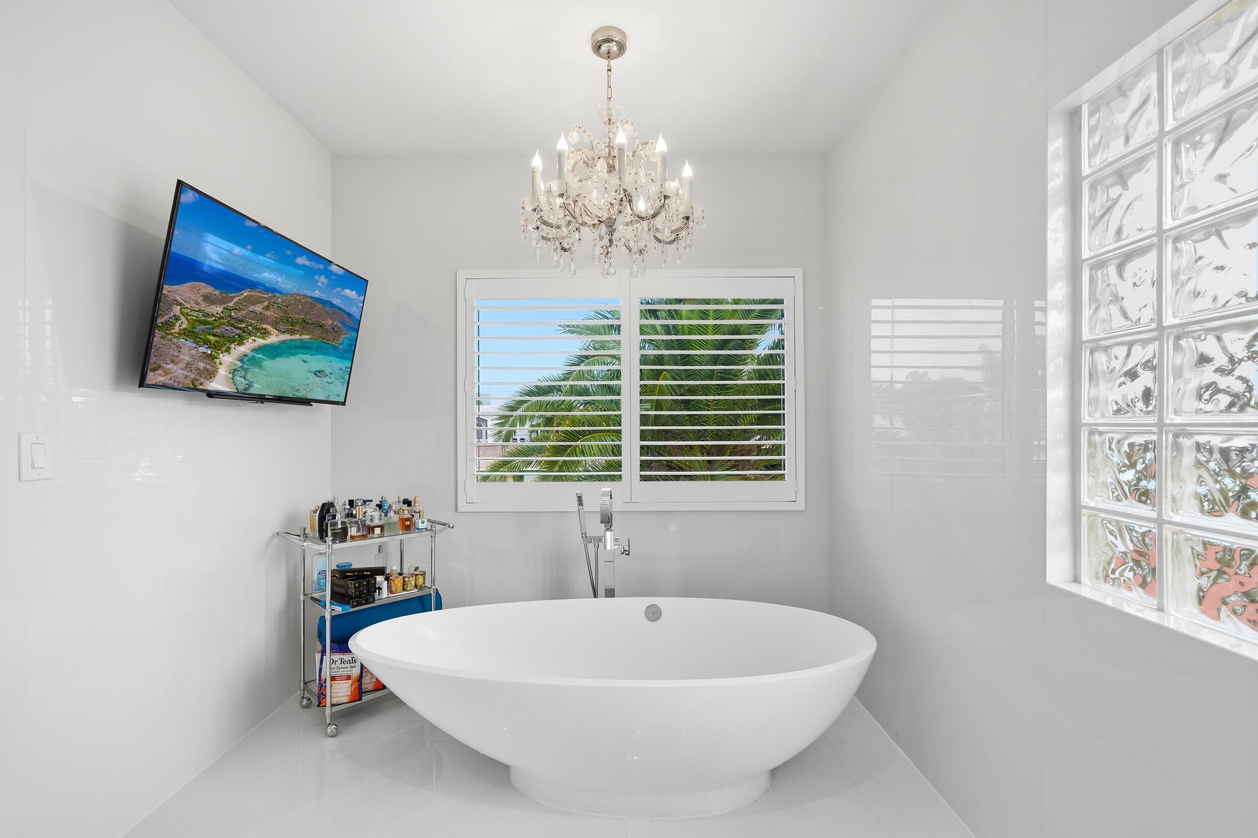 16430 30th Avenue, North Miami Beach