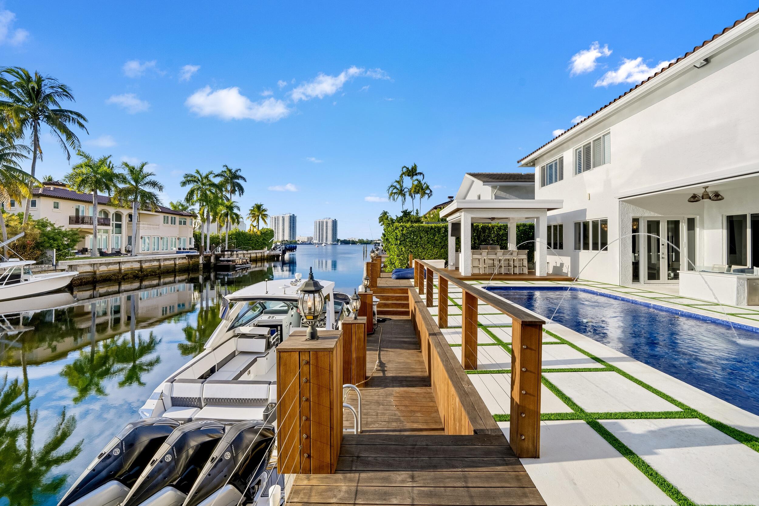 16430 30th Avenue, North Miami Beach