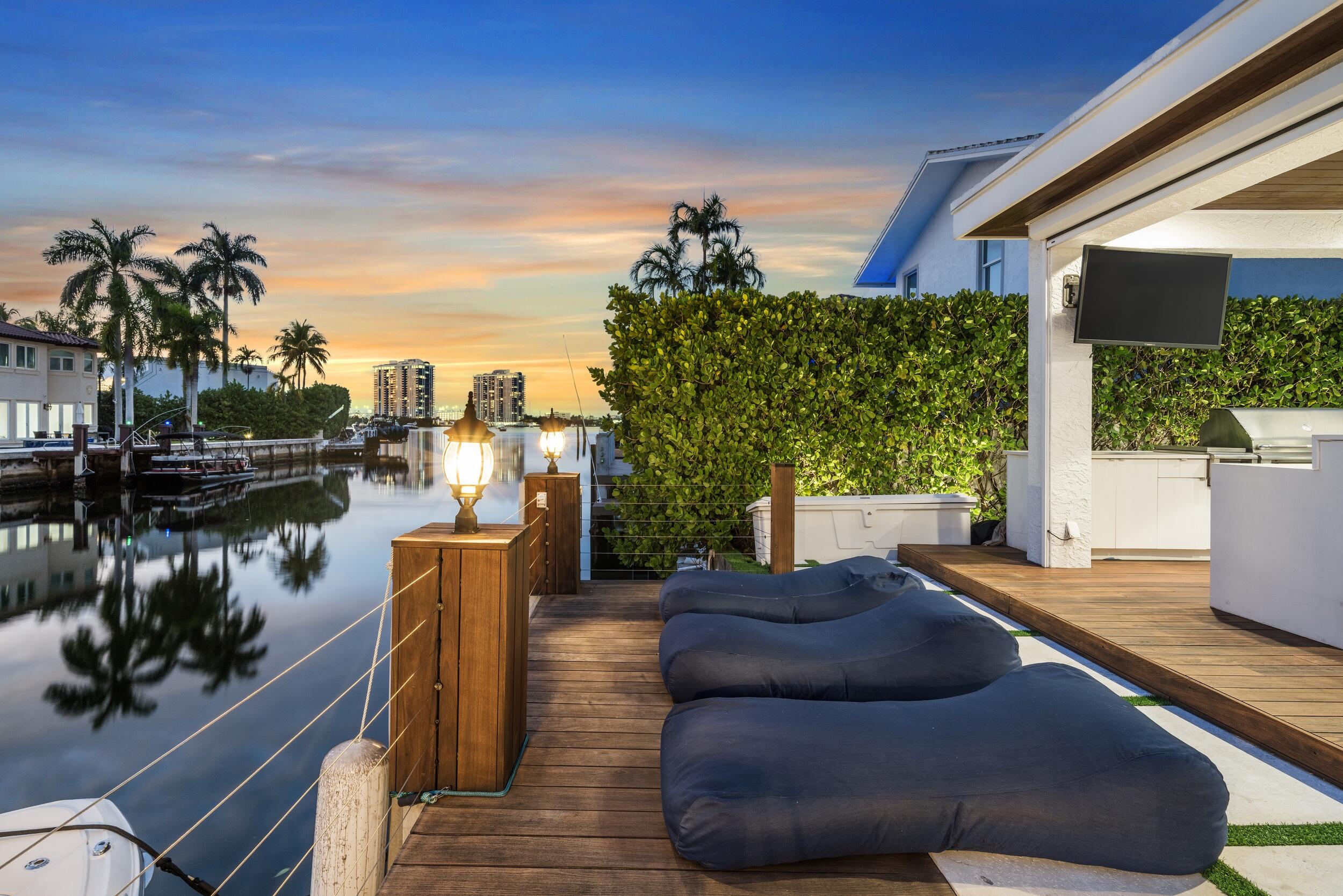 16430 30th Avenue, North Miami Beach