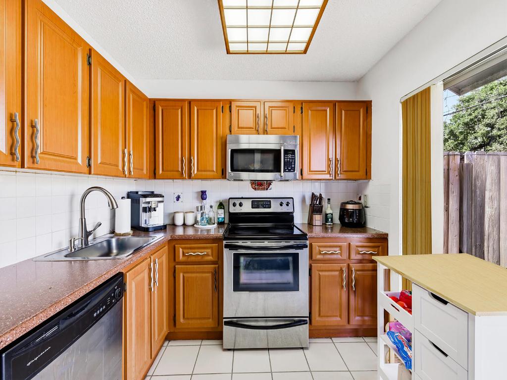 10381 SW 205th Terrace