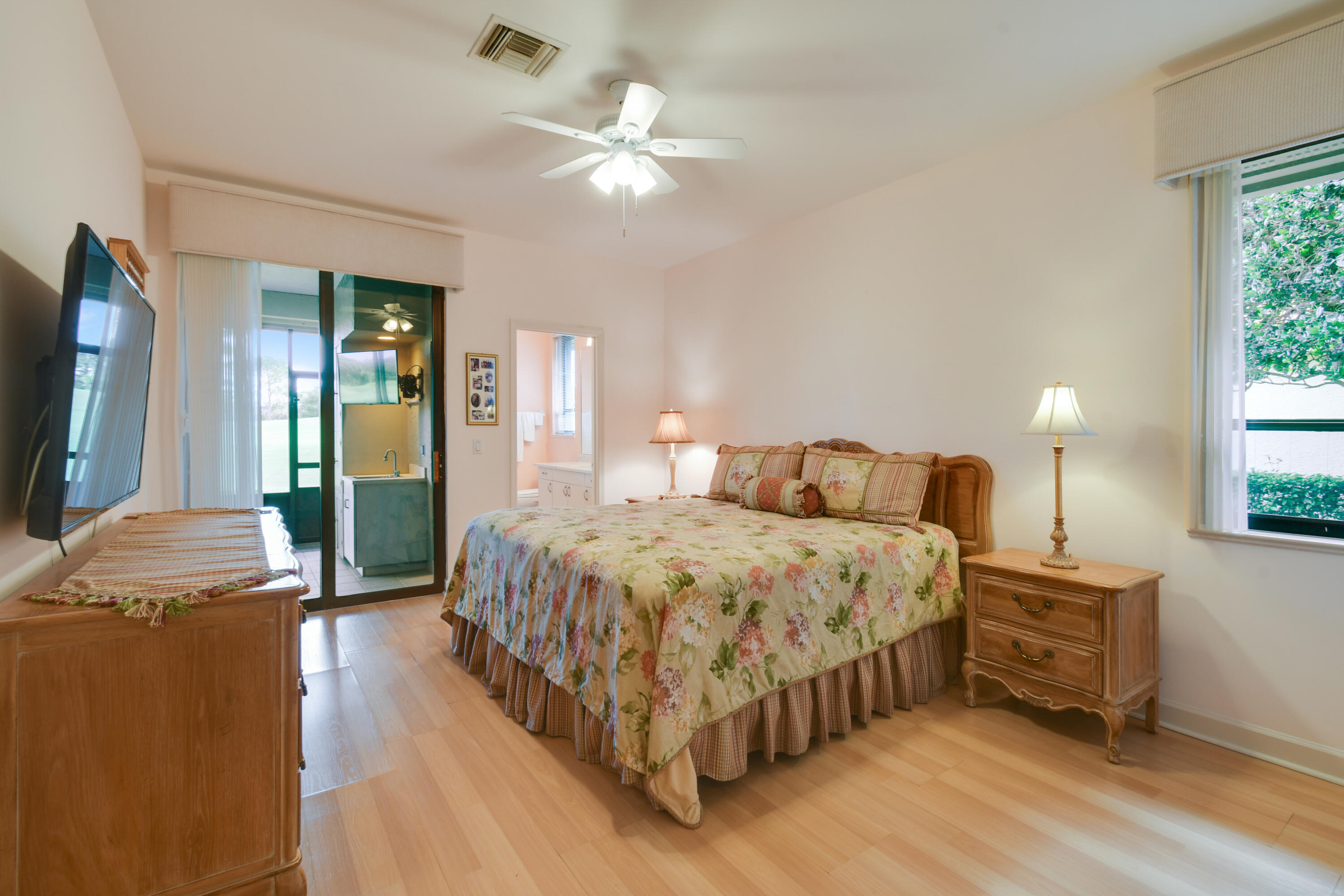 1737 NW Buttonbush Circle