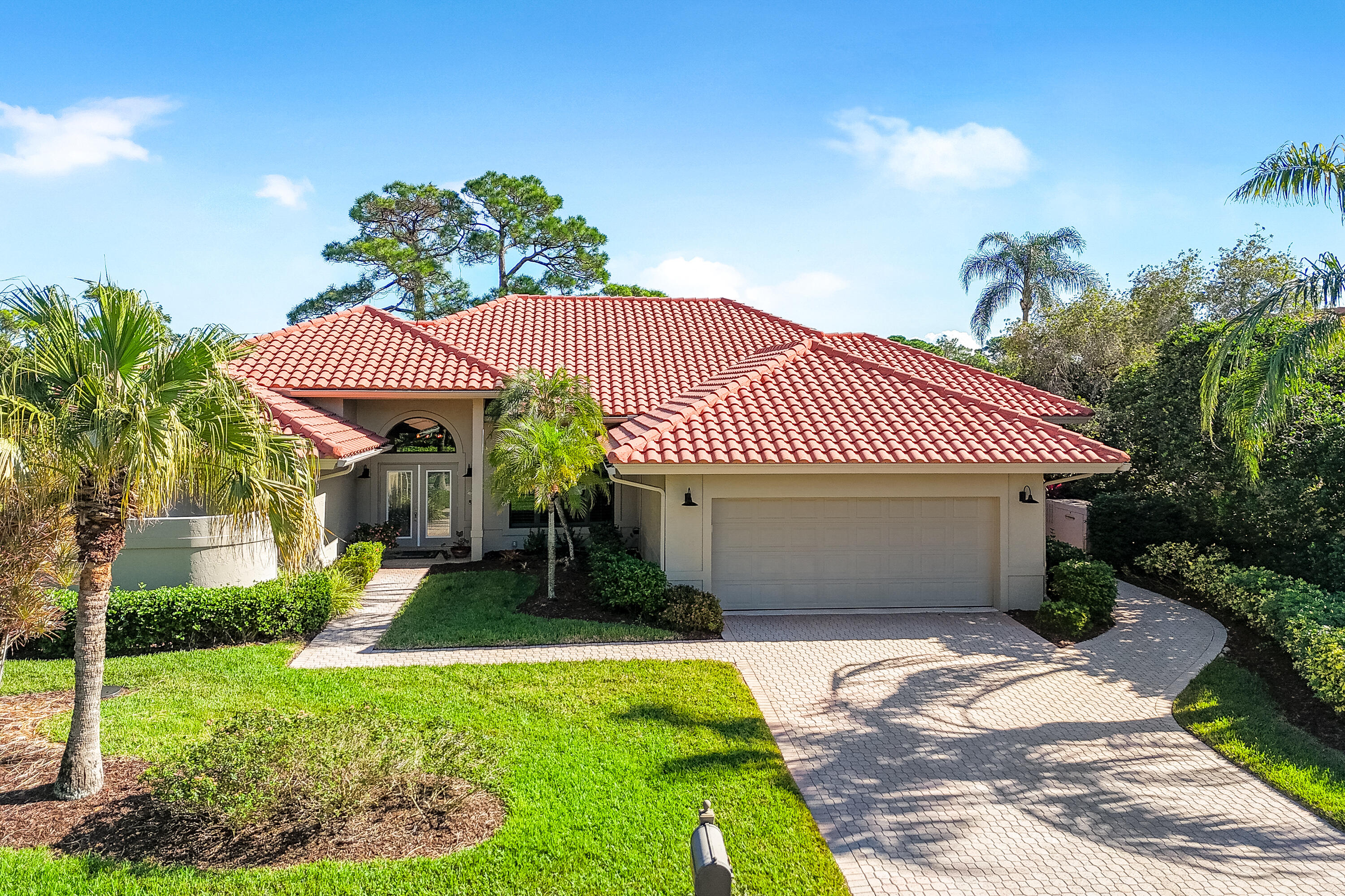 1737 NW Buttonbush Circle