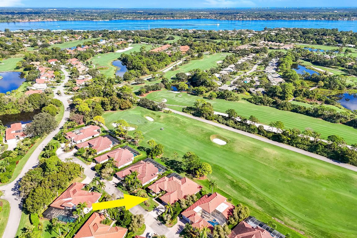 1737 NW Buttonbush Circle