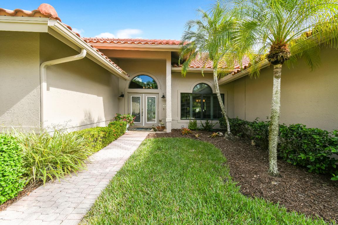 1737 NW Buttonbush Circle