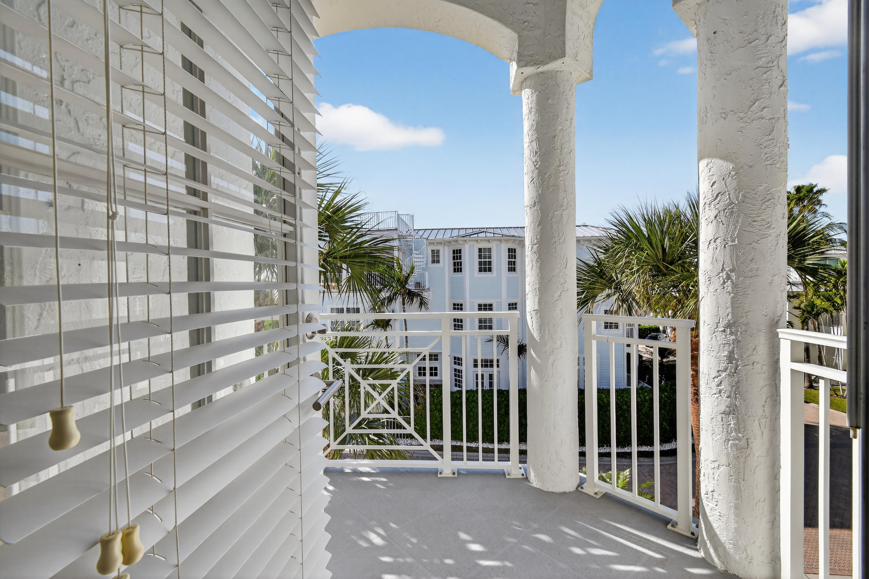 115 Ocean Key Way