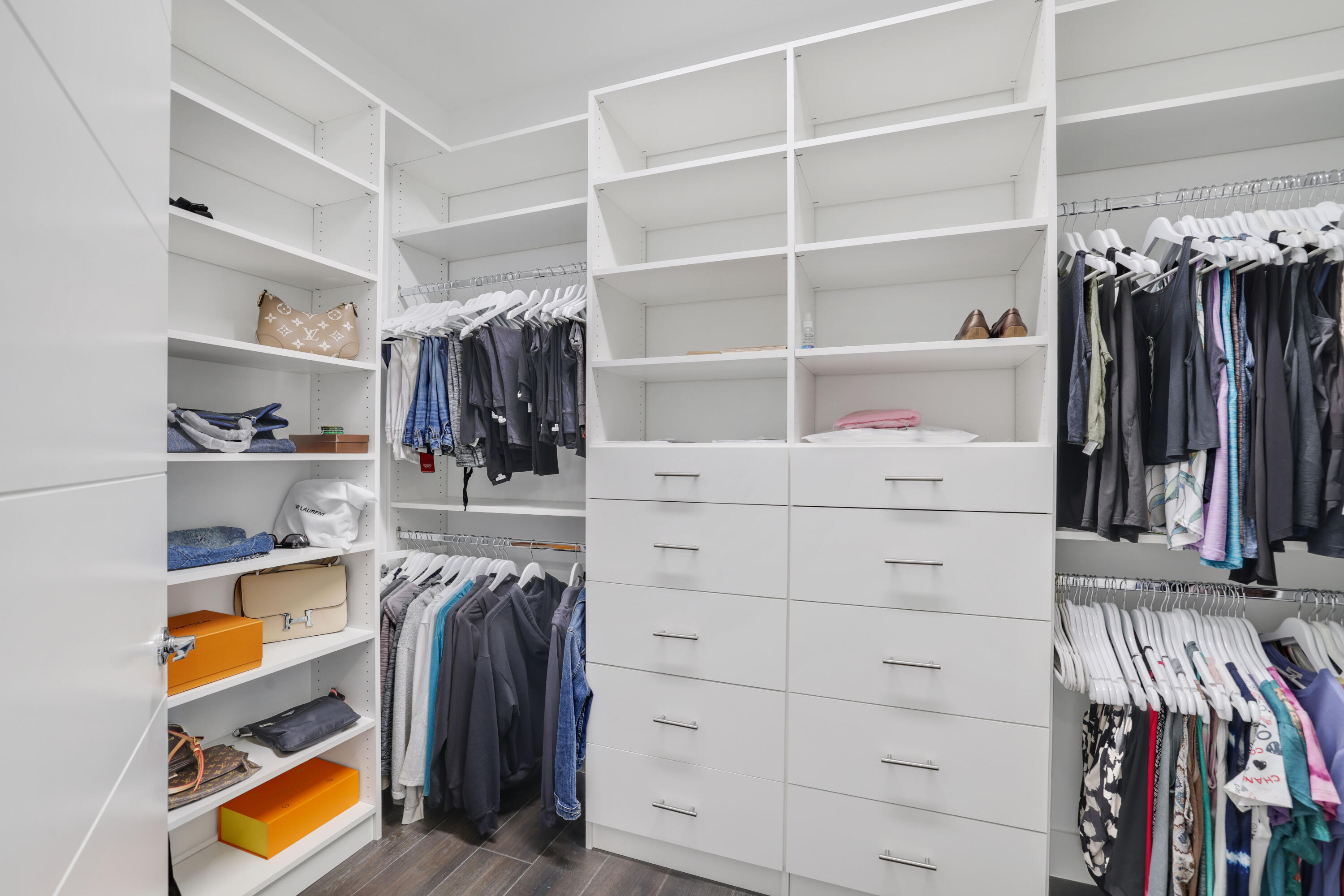 17052 Rainbow Falls Trail