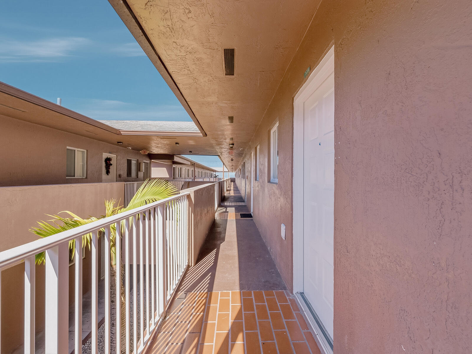 2925 W 80th Street 208