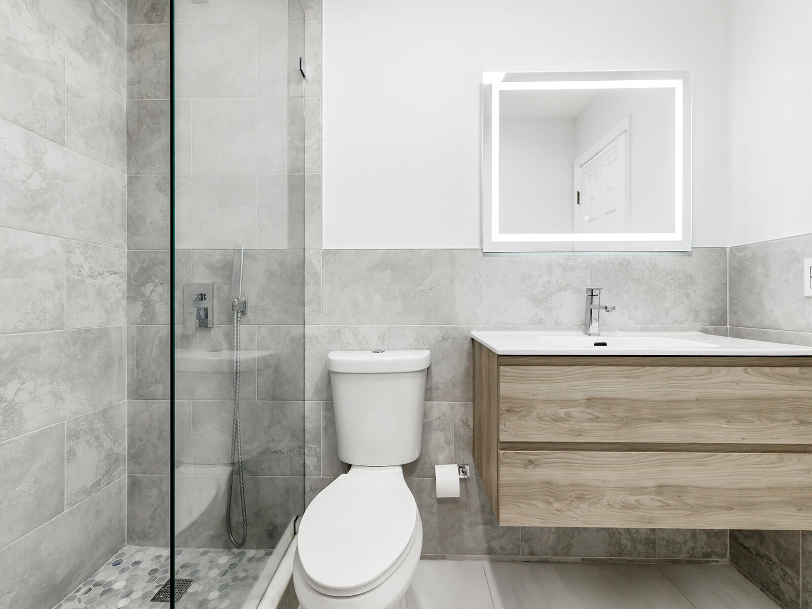 2925 W 80th Street 208