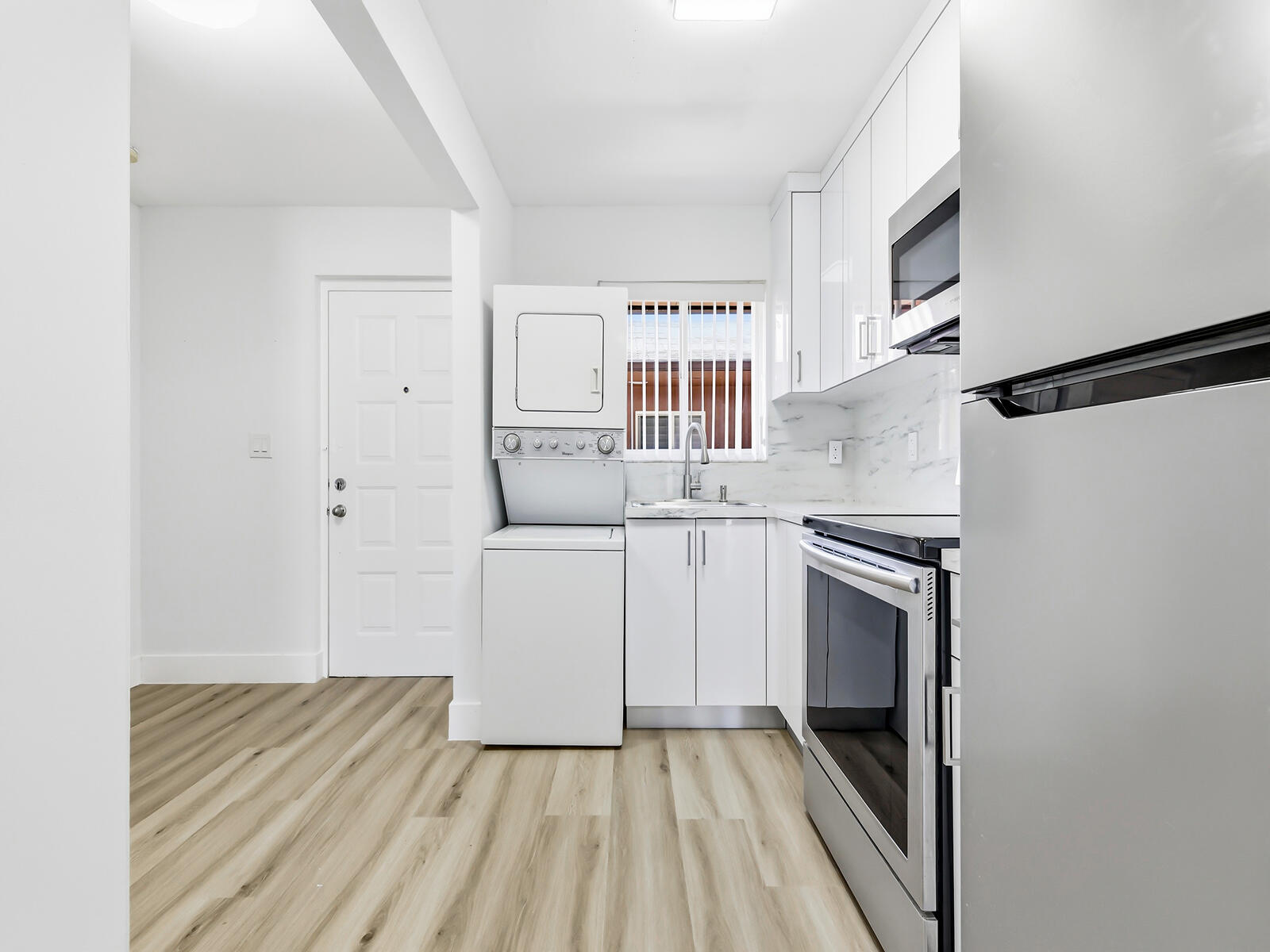 2925 W 80th Street 208