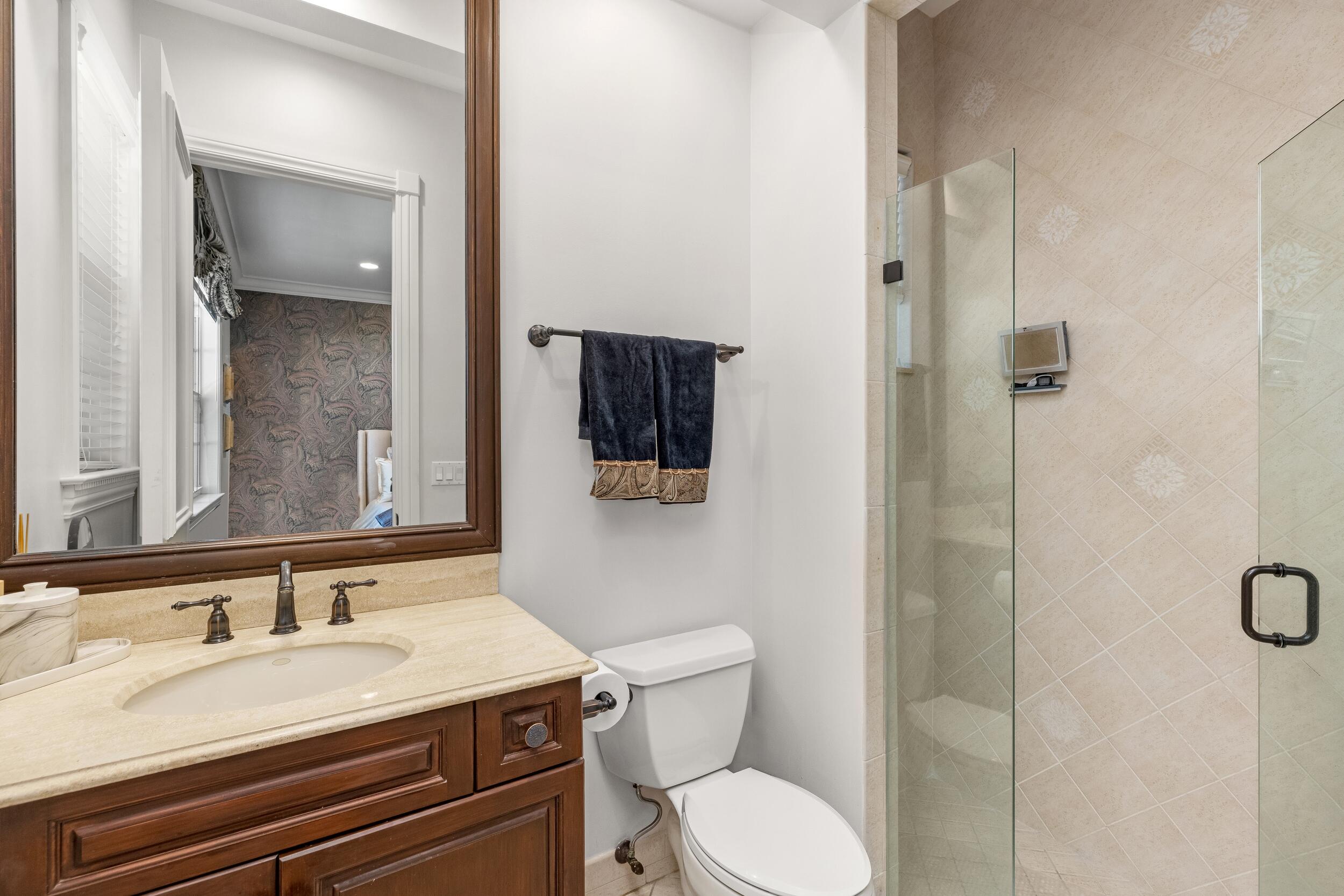 780 NE Orchid Bay Drive