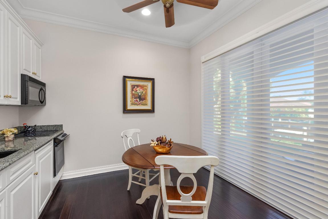 780 NE Orchid Bay Drive