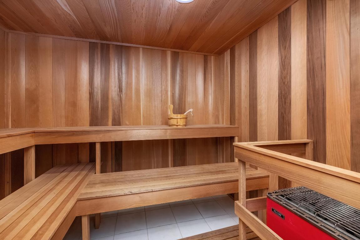 780 NE Orchid Bay Drive