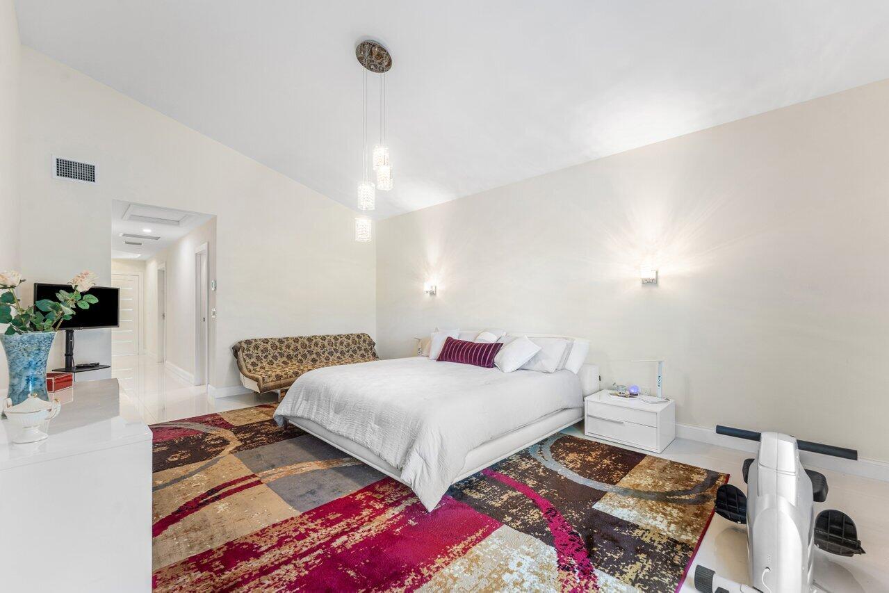 23419 Mirabella Circle S, Boca Raton