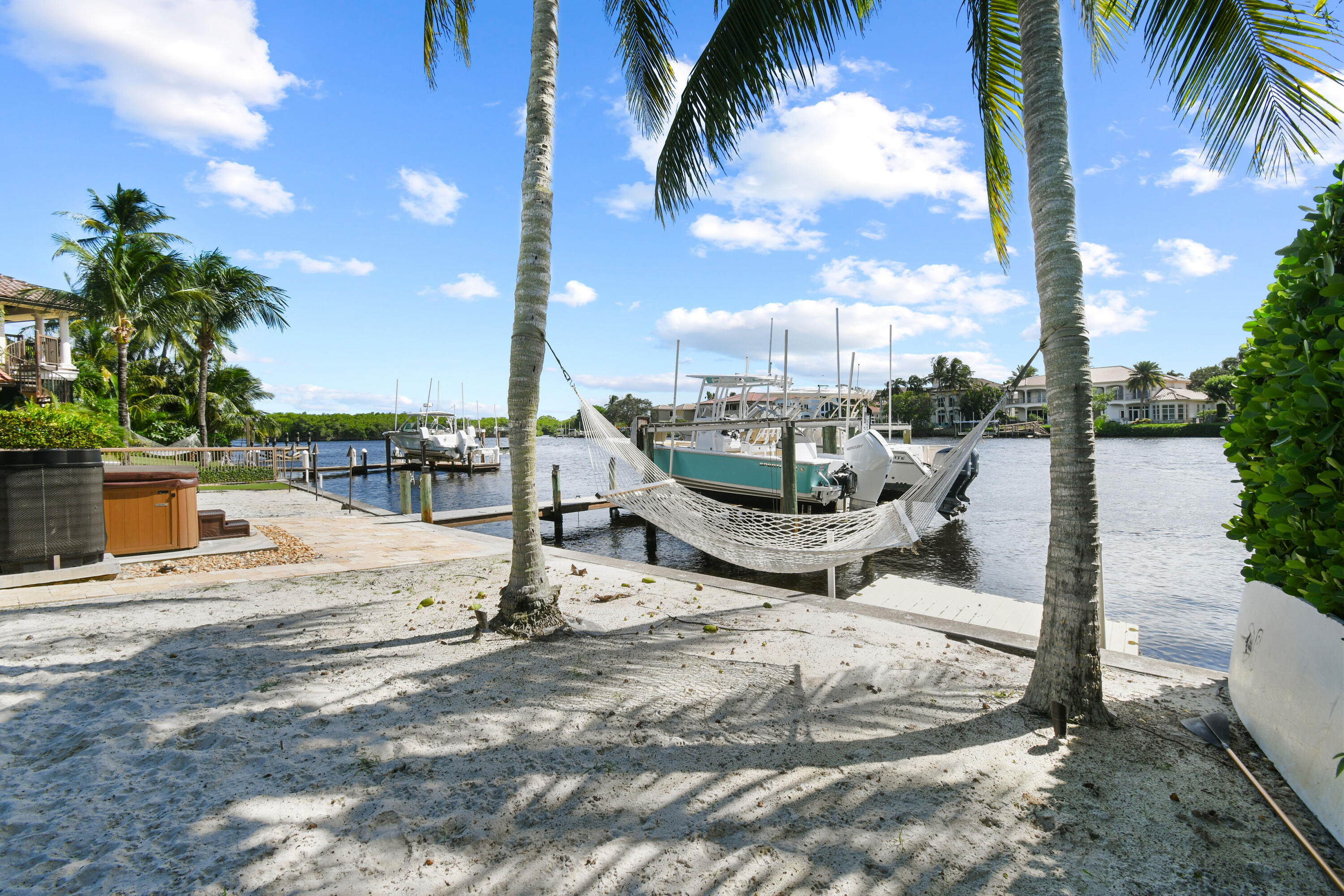 9195 SE Cove Point Street, Jupiter