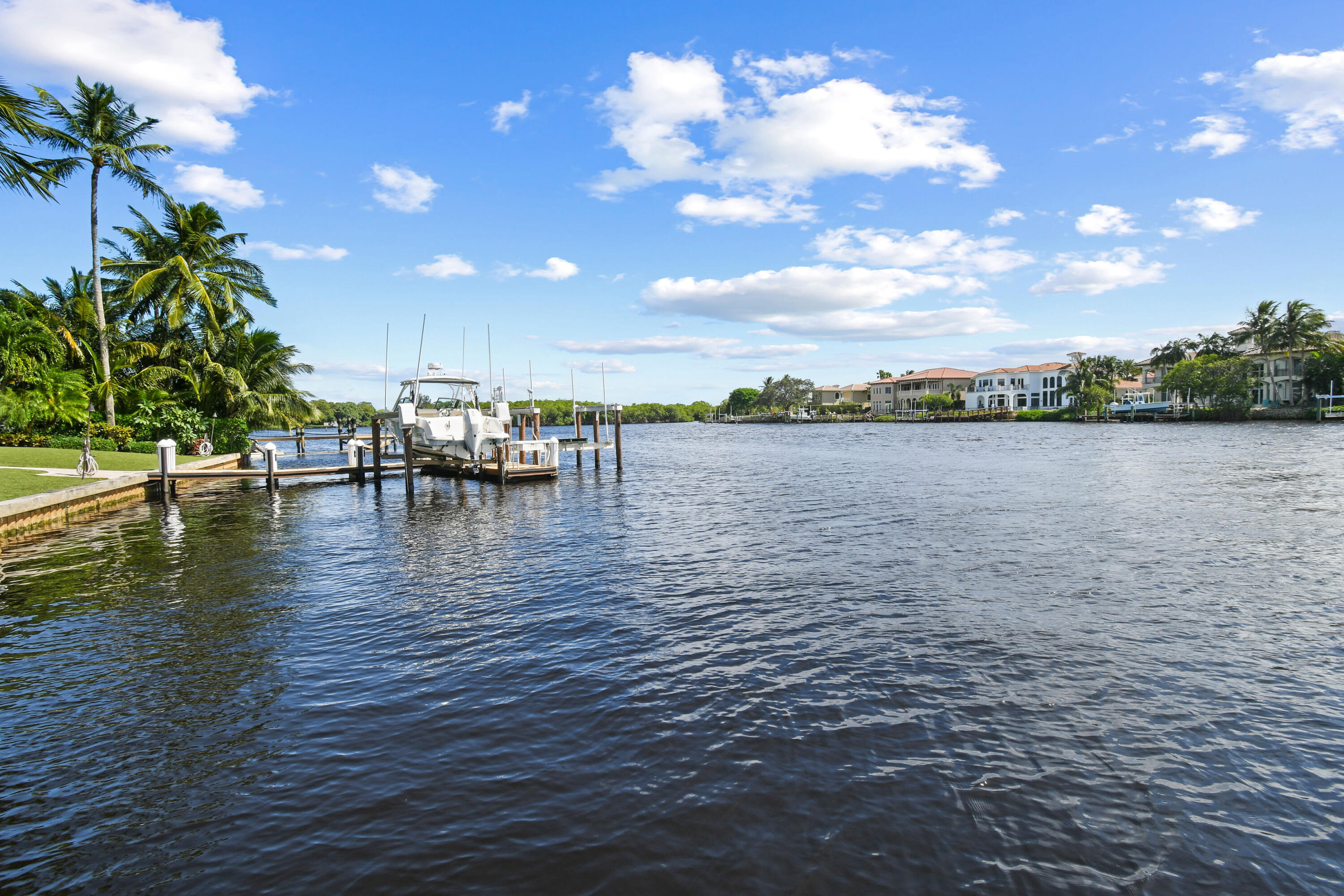 9195 SE Cove Point Street, Jupiter