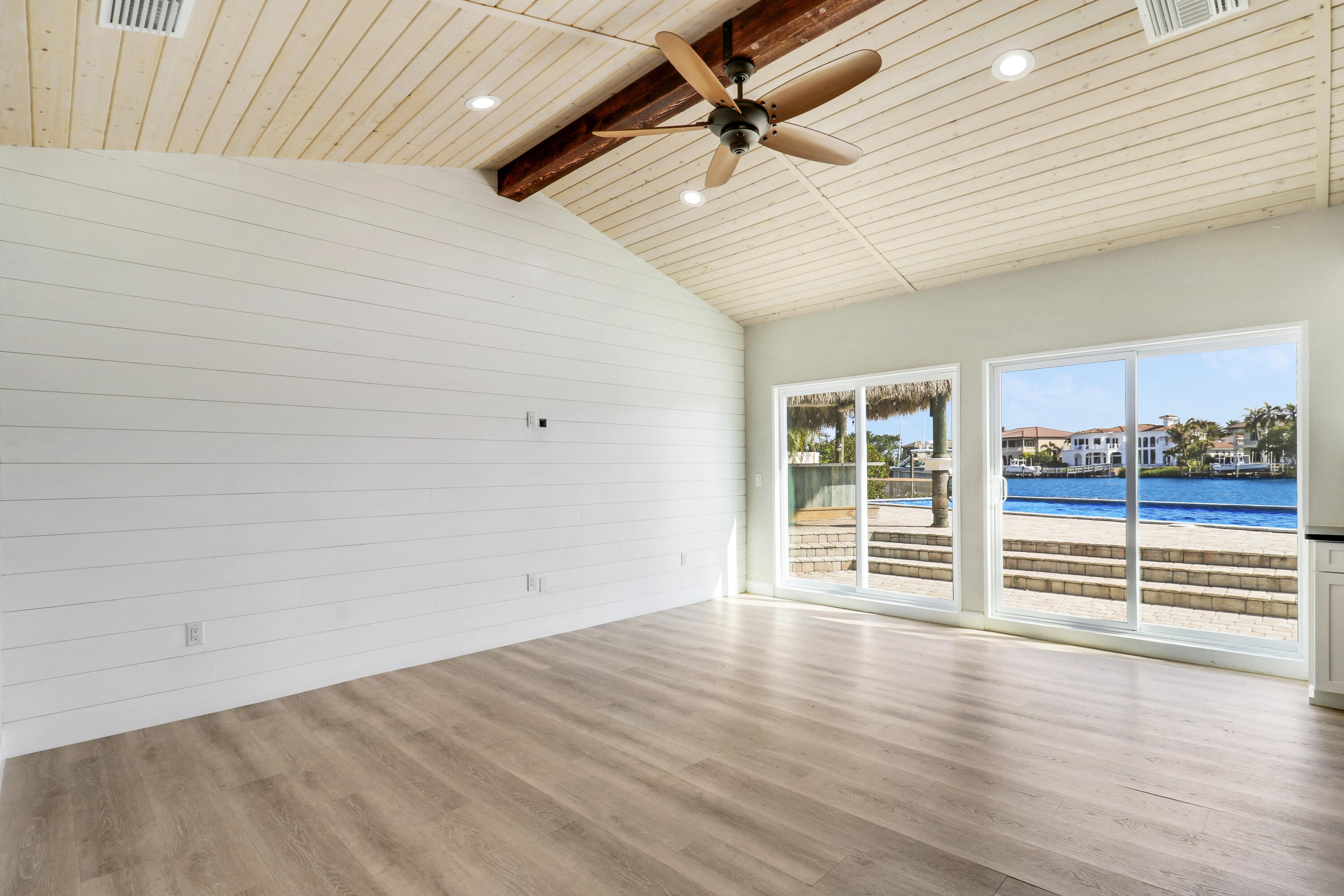 9195 SE Cove Point Street, Jupiter