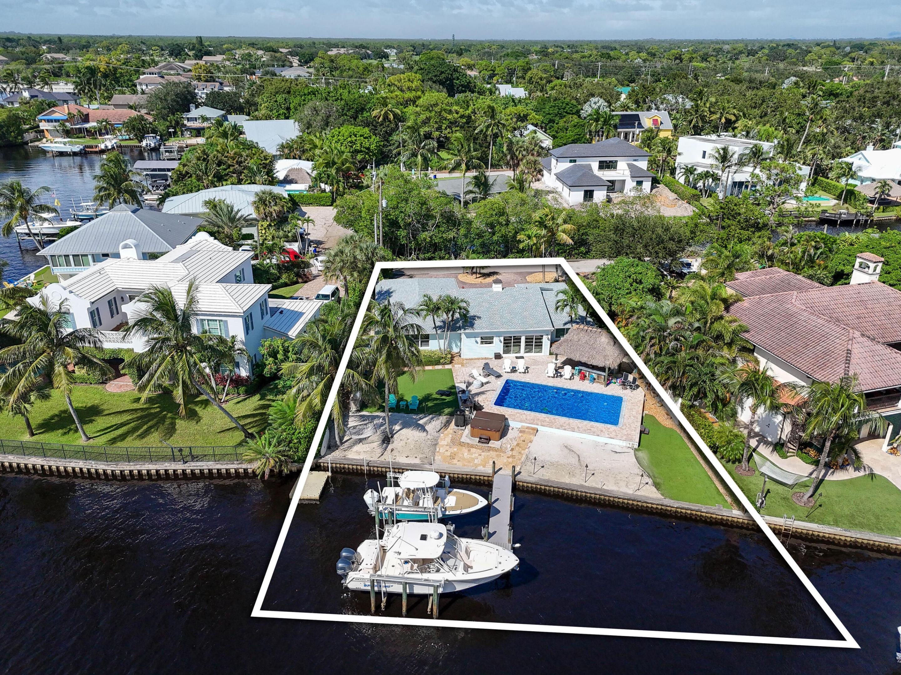 9195 SE Cove Point Street, Jupiter