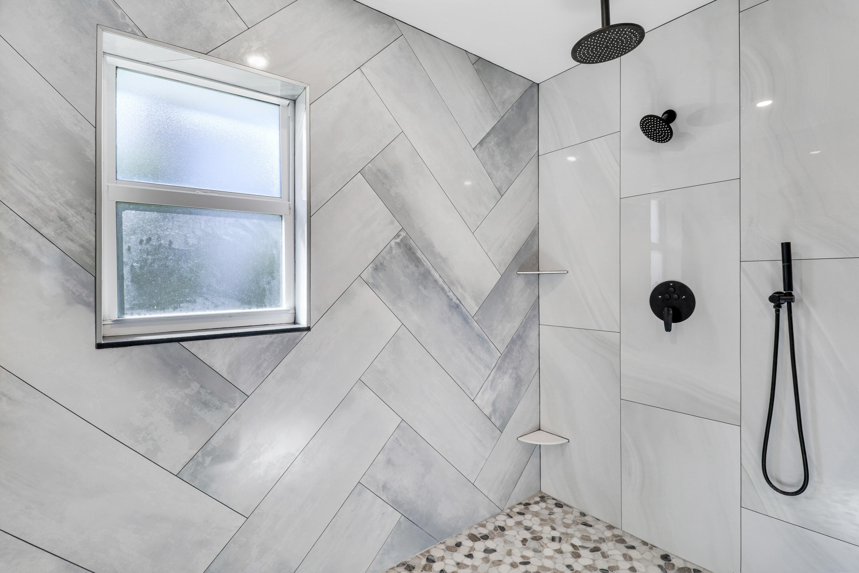 9195 SE Cove Point Street, Jupiter