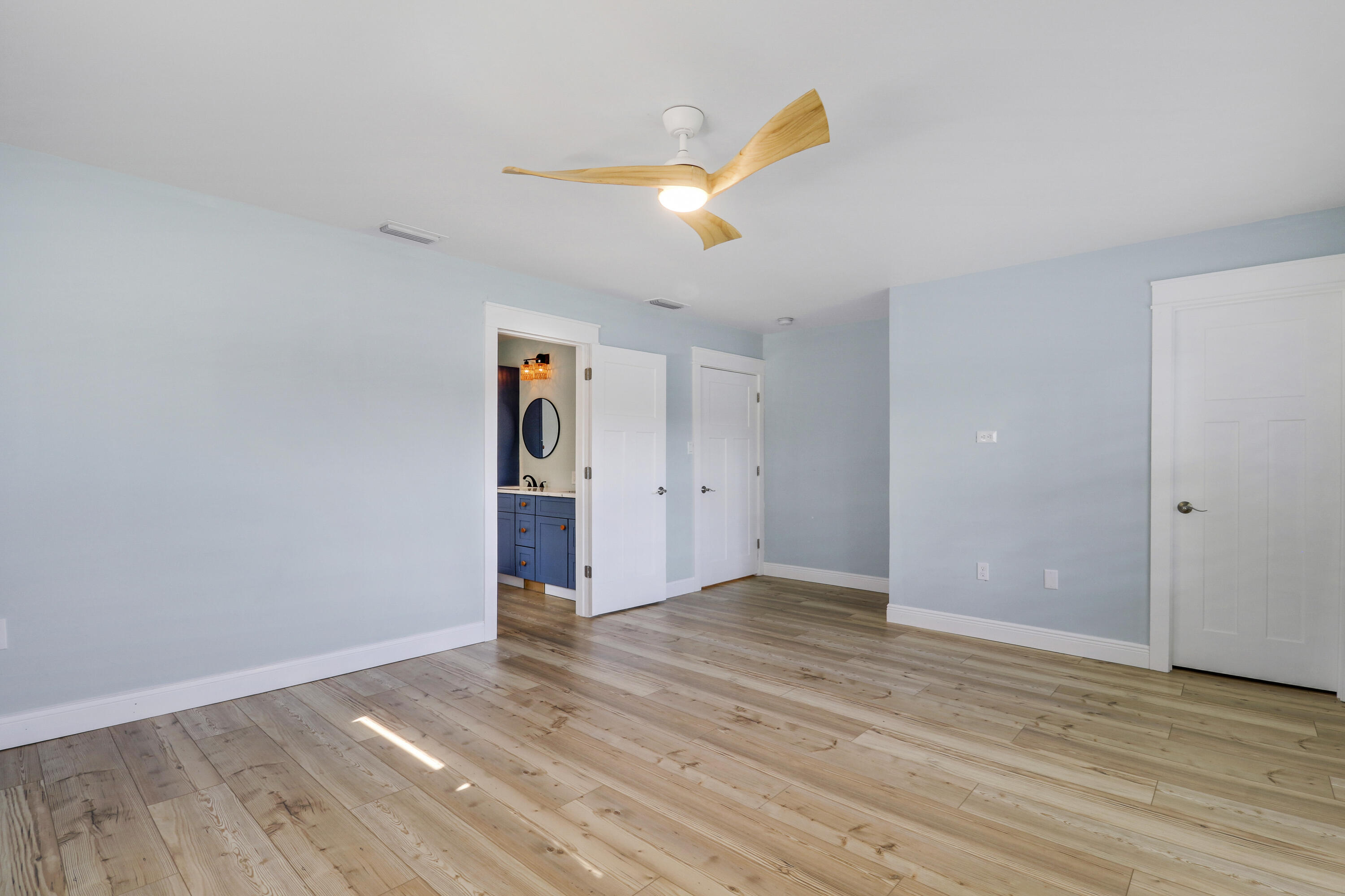 9195 SE Cove Point Street, Jupiter