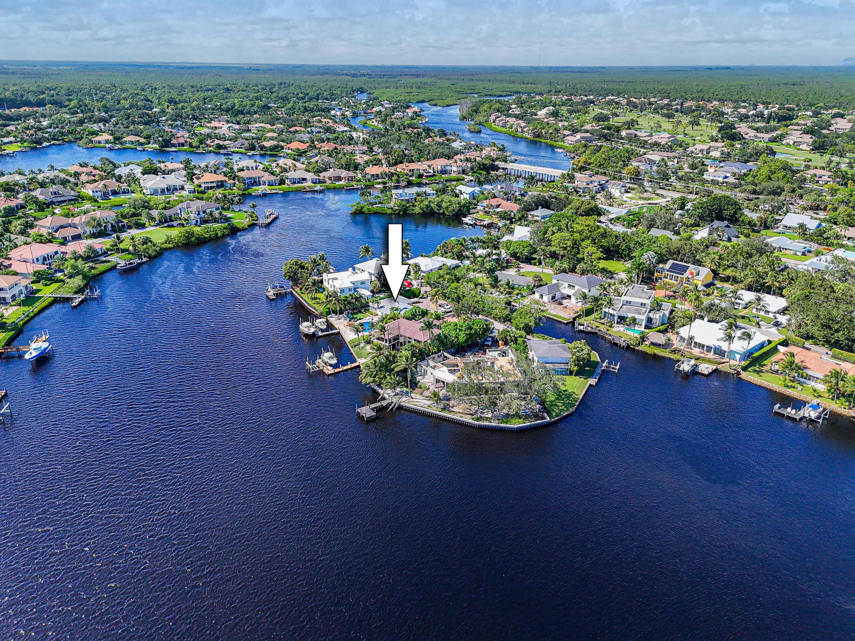 9195 SE Cove Point Street, Jupiter