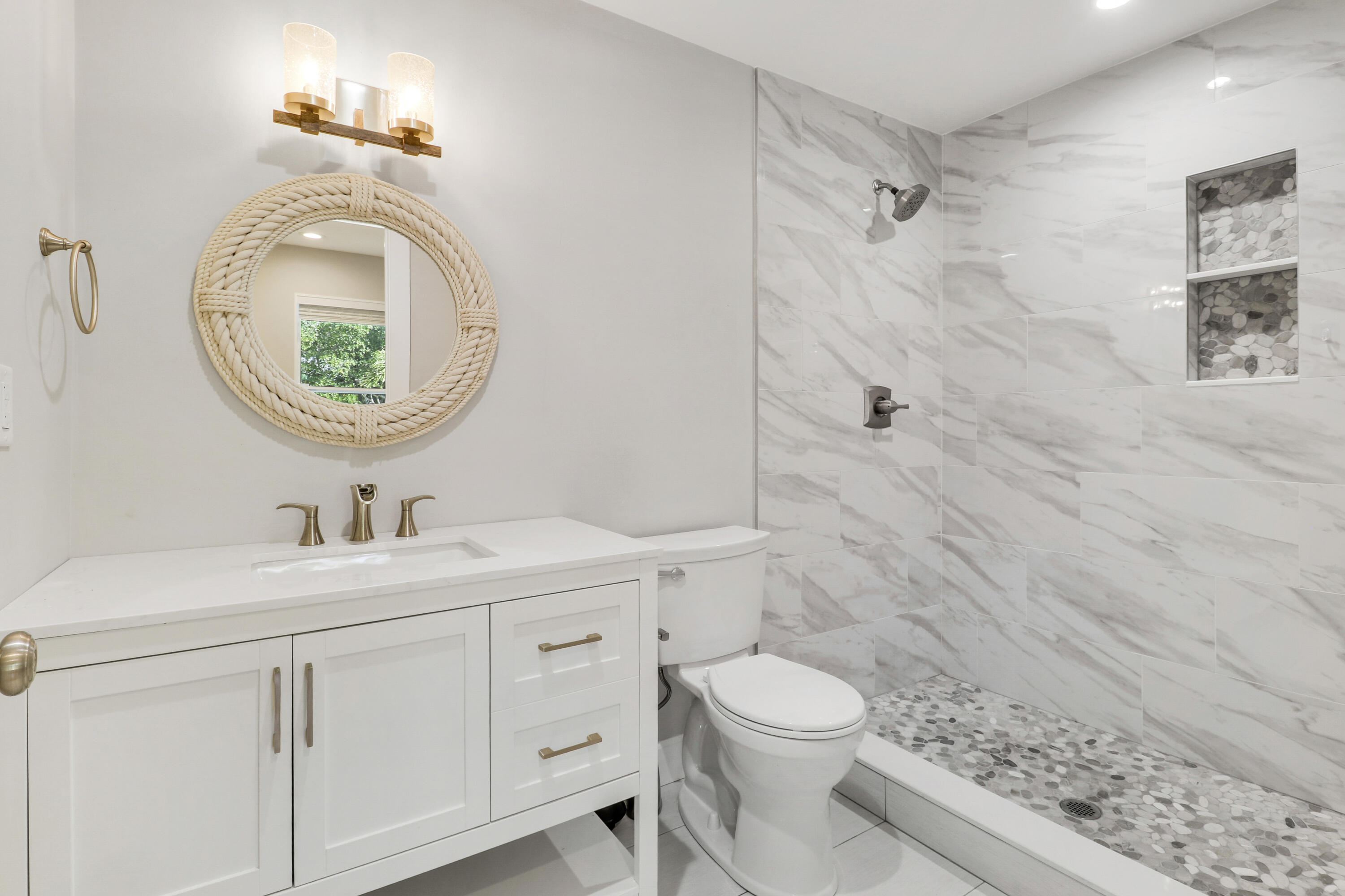 9195 SE Cove Point Street, Jupiter