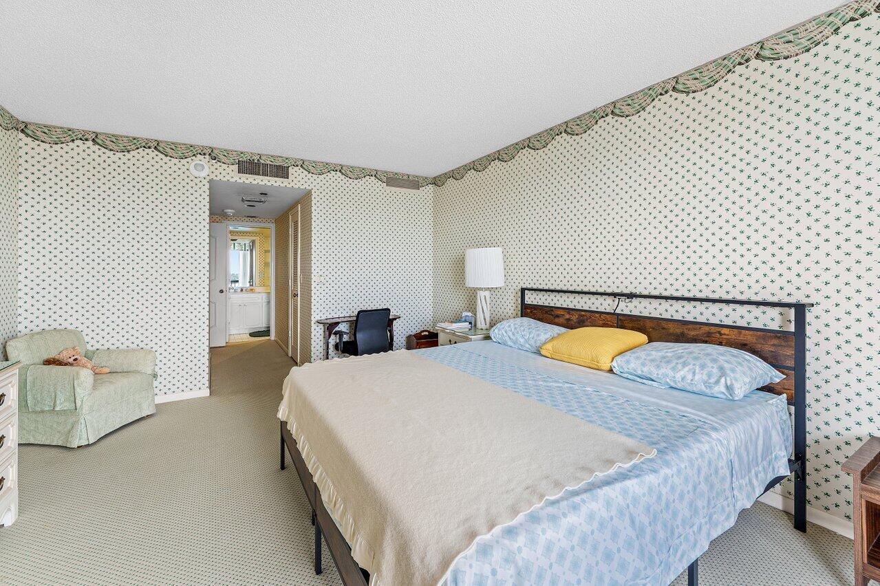 2660 S Ocean Boulevard 703s, Palm Beach Unit: 703s