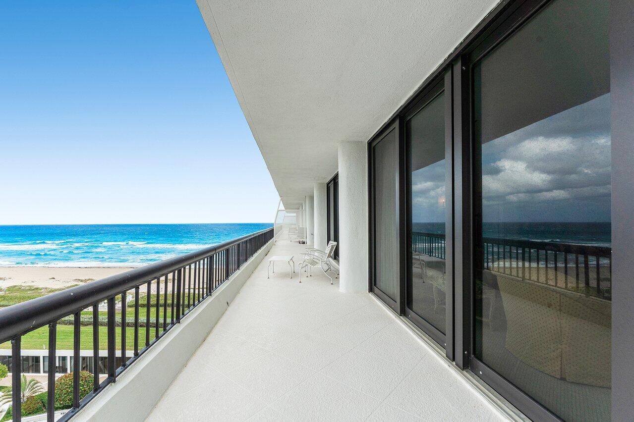 2660 S Ocean Boulevard 703s, Palm Beach Unit: 703s