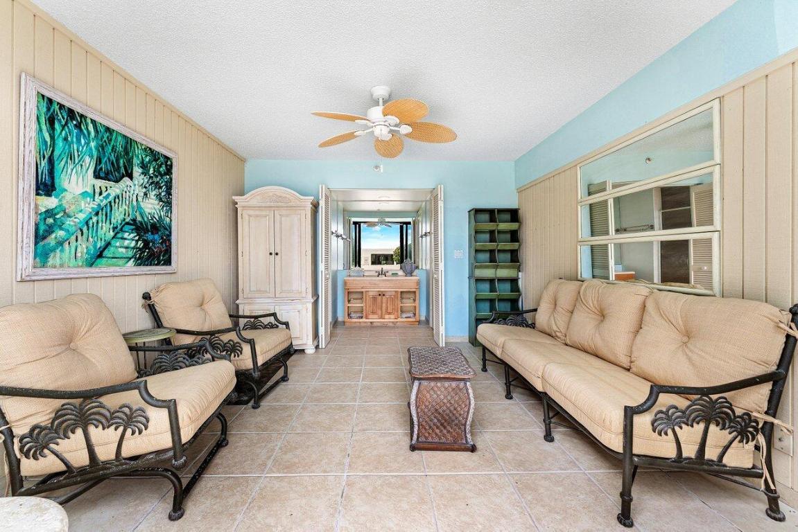 2660 S Ocean Boulevard 703s, Palm Beach Unit: 703s