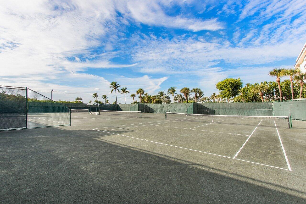 2660 S Ocean Boulevard 703s, Palm Beach Unit: 703s