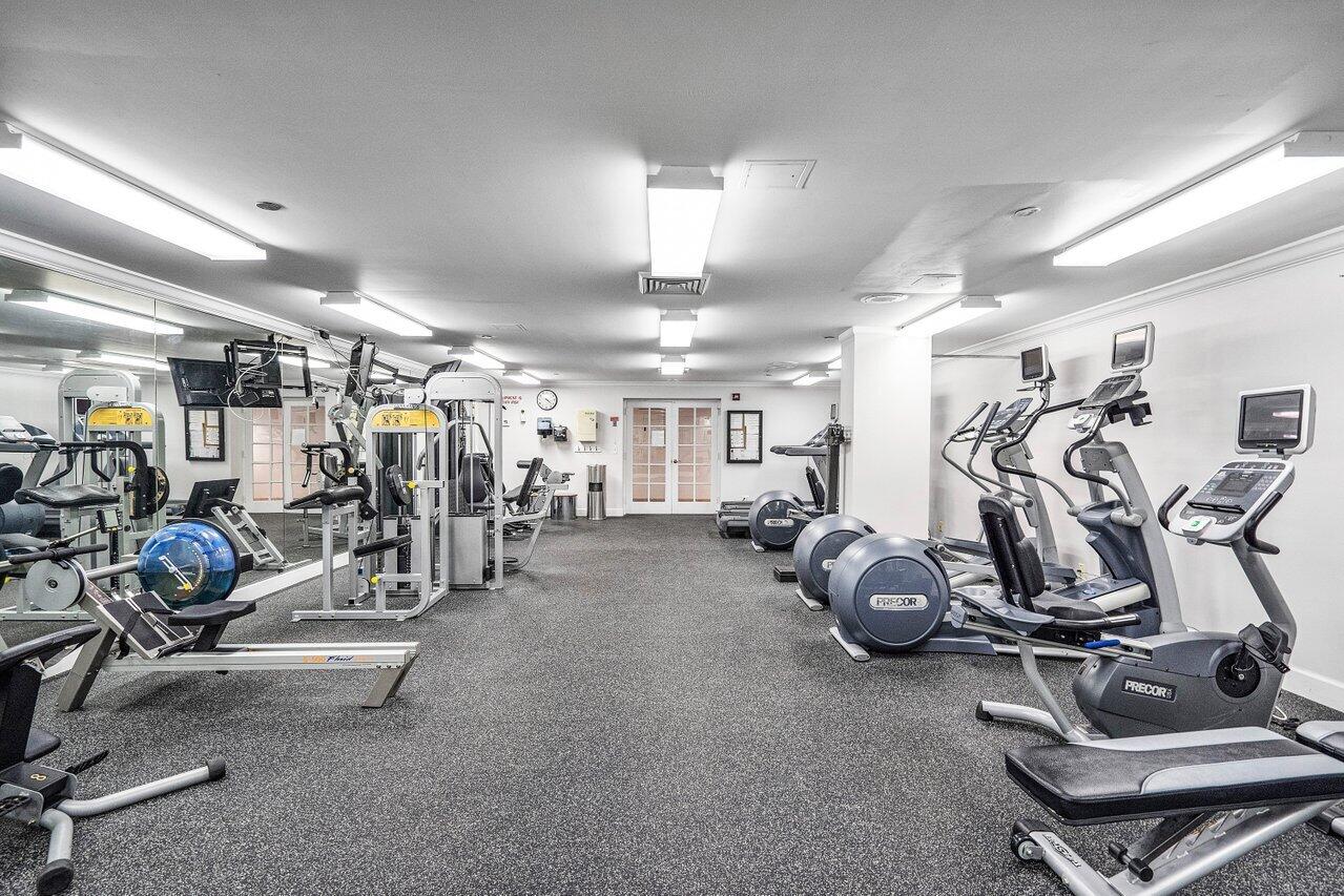 2660 S Ocean Boulevard 703s, Palm Beach Unit: 703s
