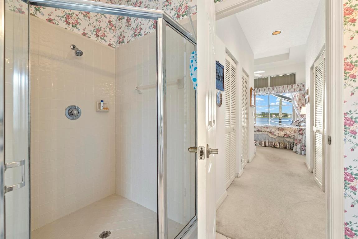 2054 Henley Place, Wellington