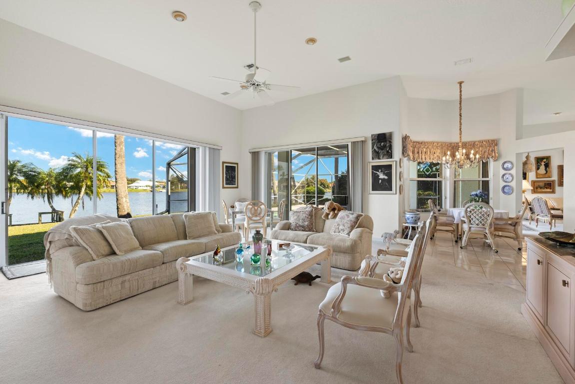 2054 Henley Place, Wellington