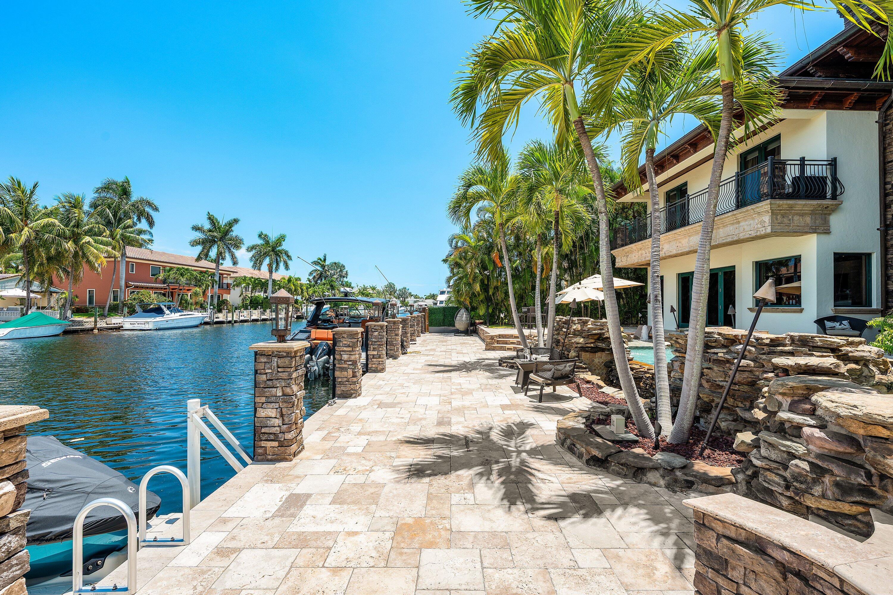 2325 NE 27th Street, Lighthouse Point