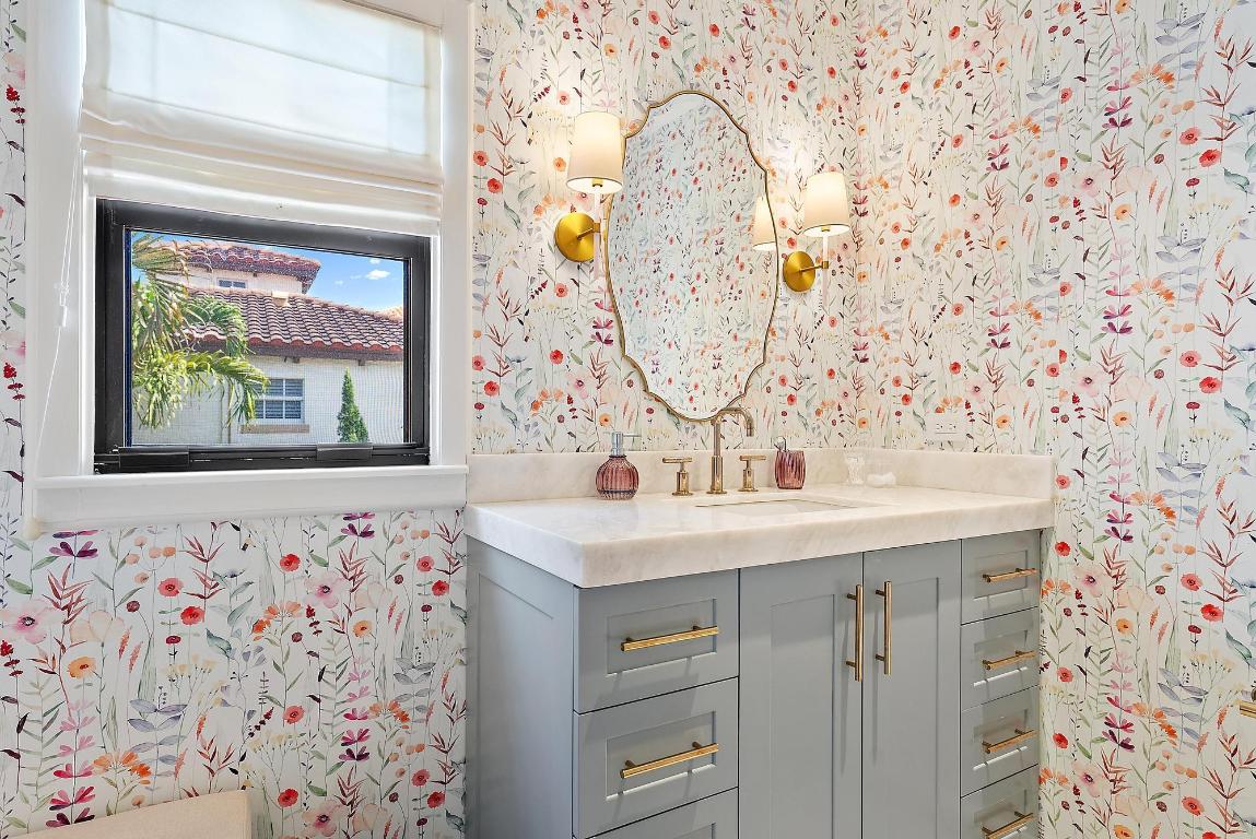 3211 Washington Road