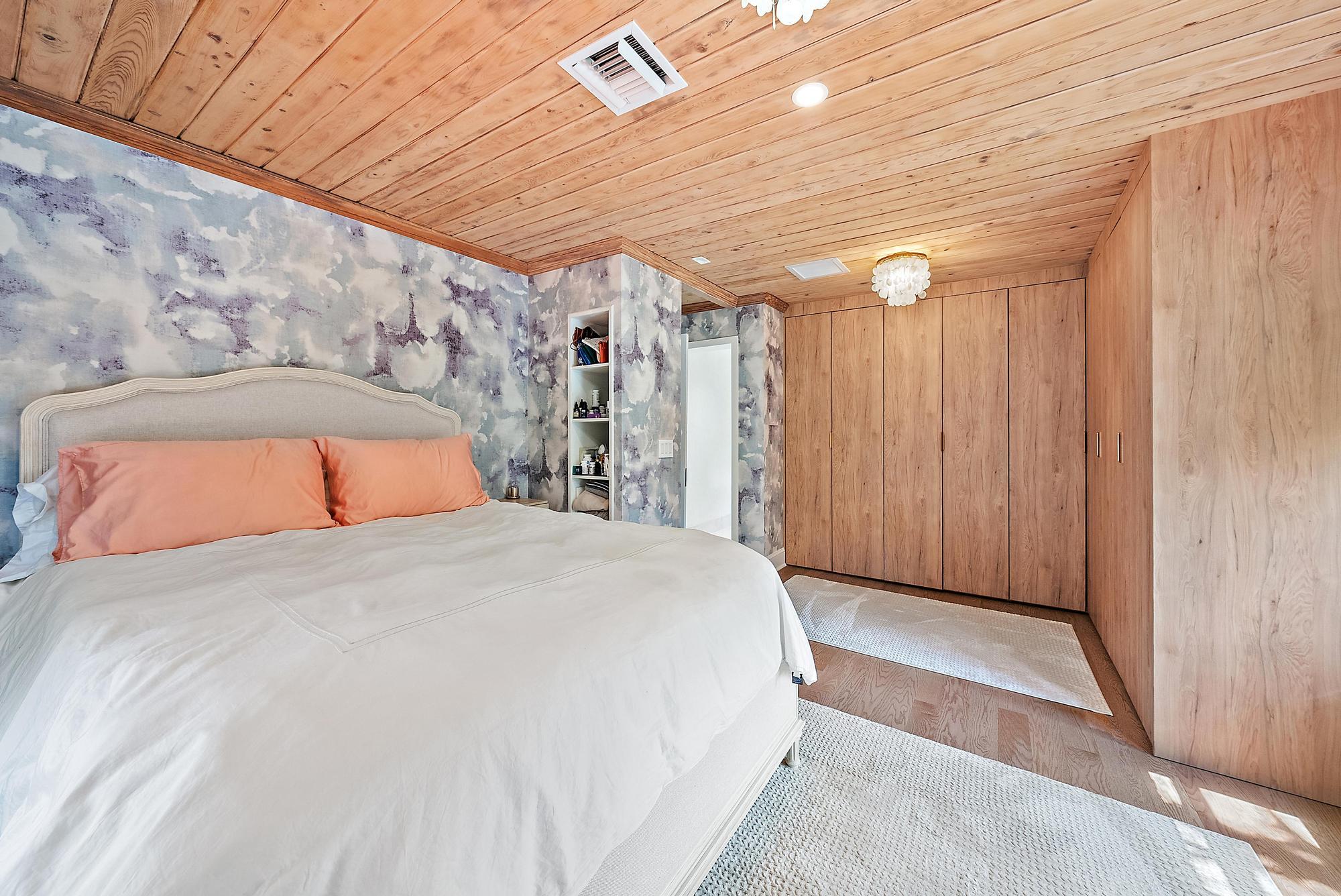 3211 Washington Road