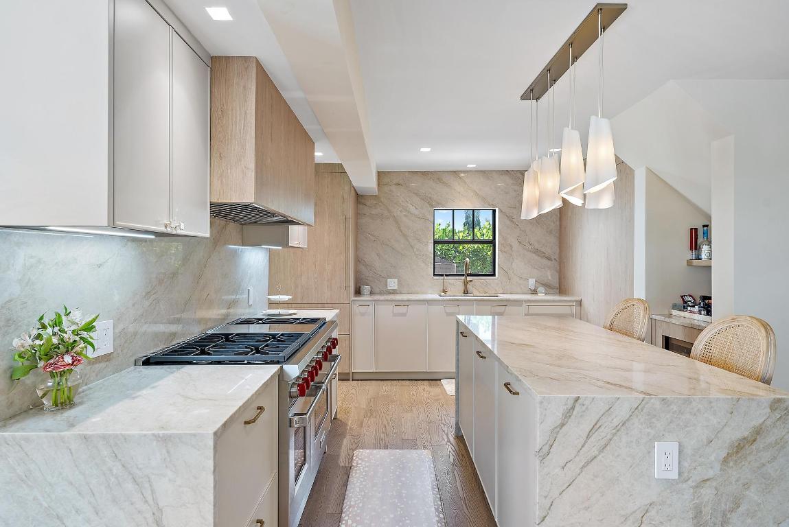 3211 Washington Road