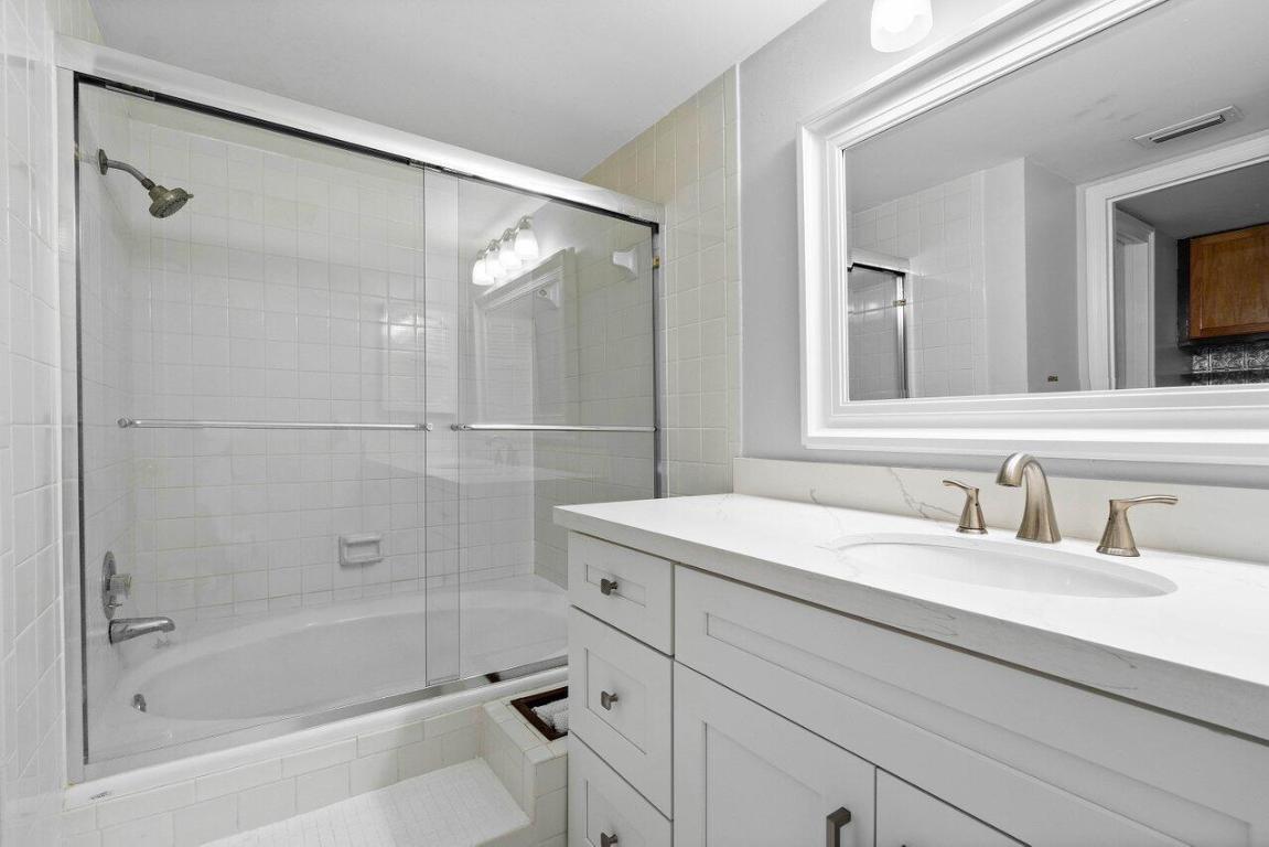 401 Clubhouse Circle 401a, Jupiter Unit: 401a