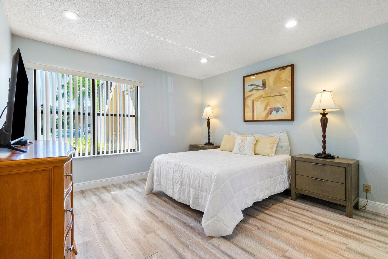 401 Clubhouse Circle 401a, Jupiter Unit: 401a