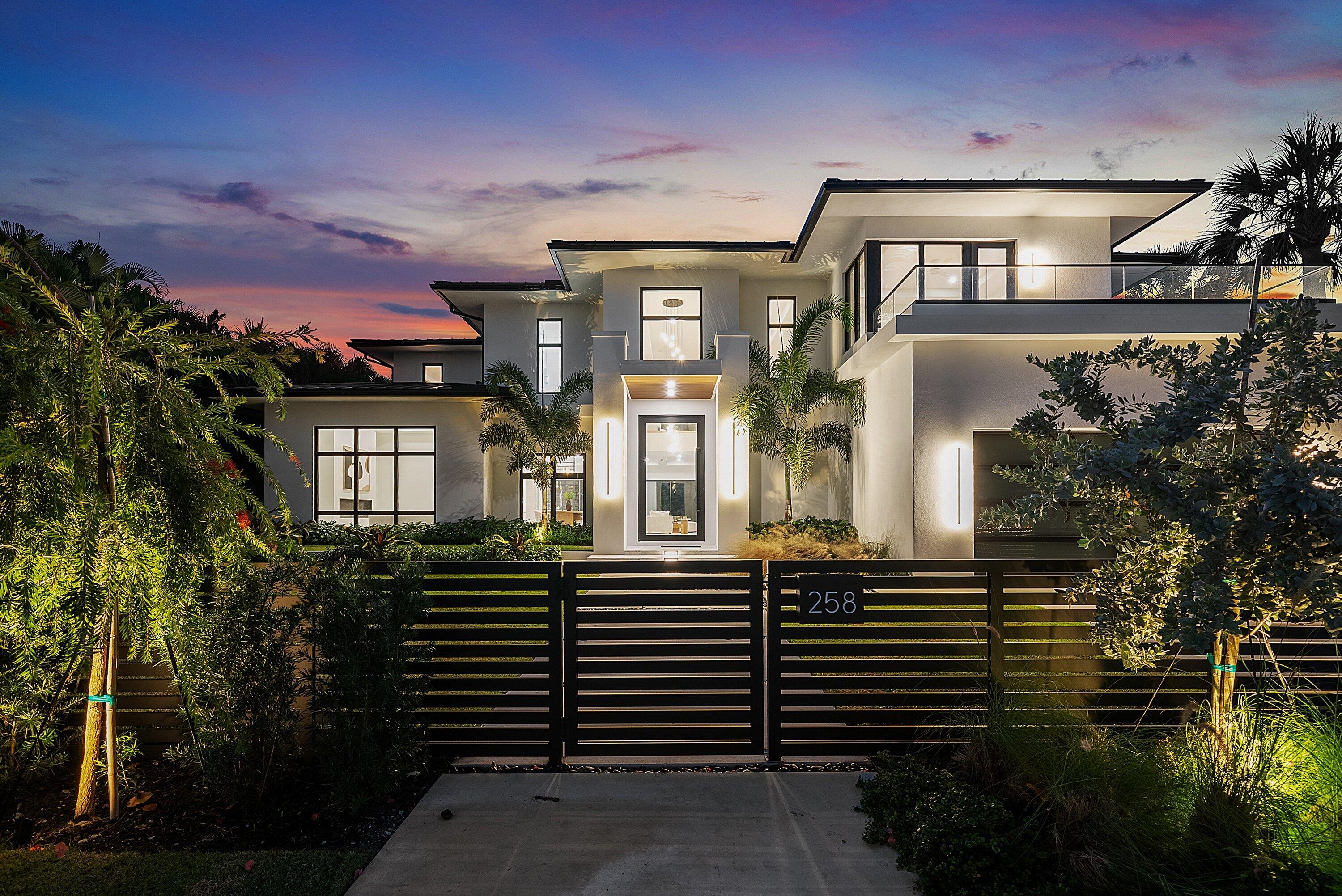 258 33rd Court, West Palm Beach