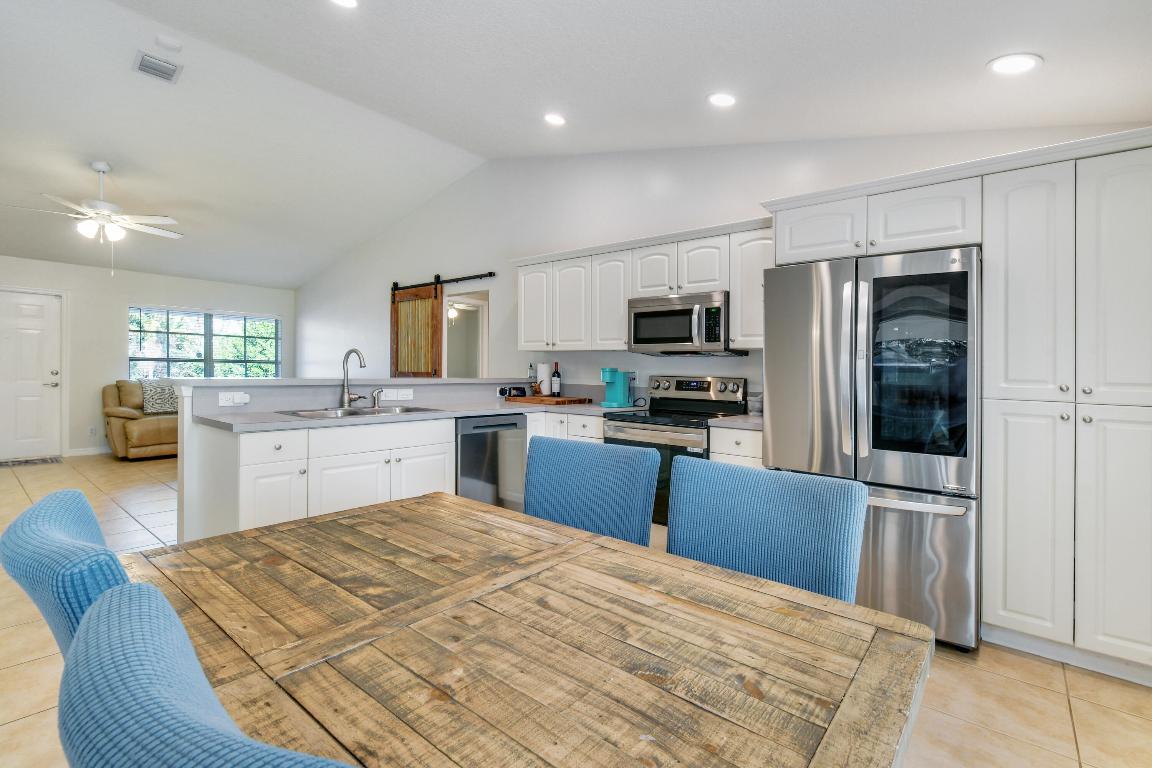 2352 SE Monroe Street, Stuart