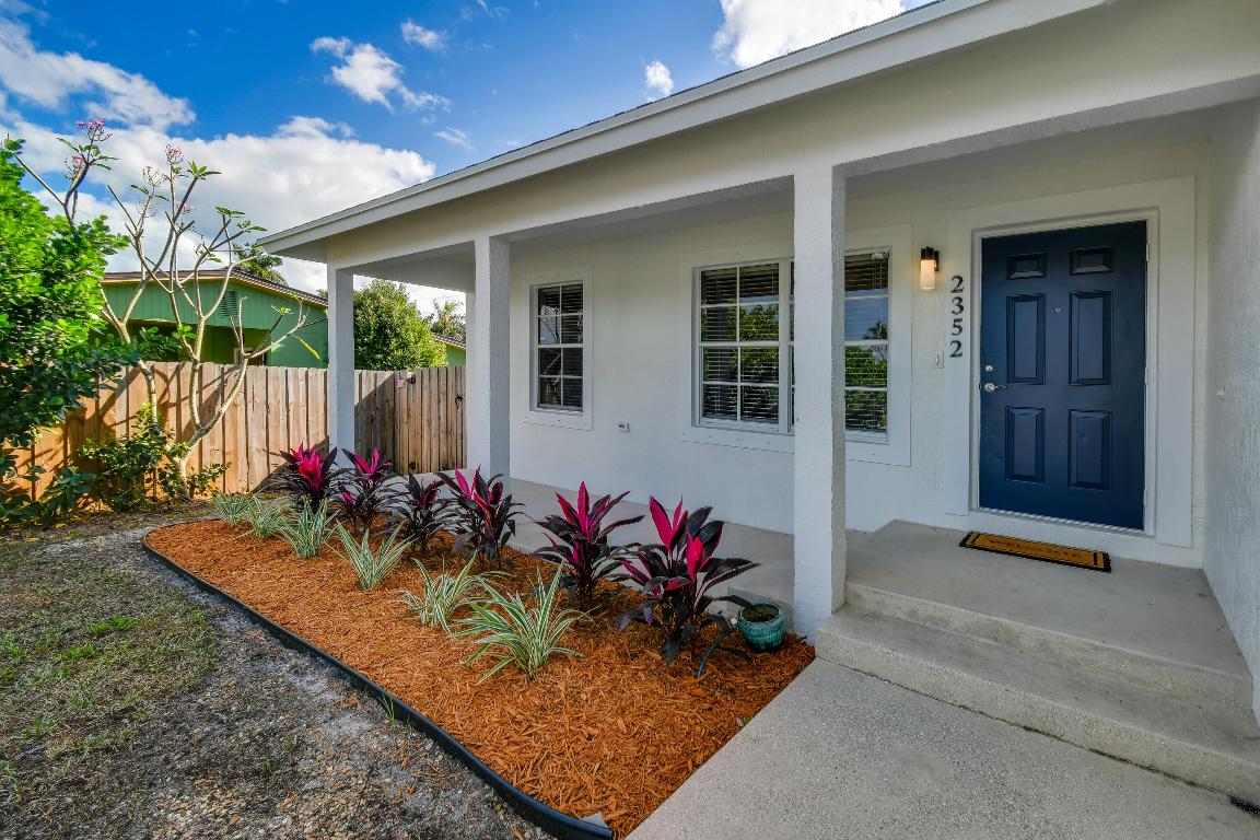 2352 SE Monroe Street, Stuart