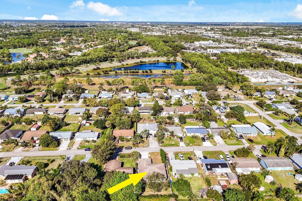 2352 SE Monroe Street, Stuart