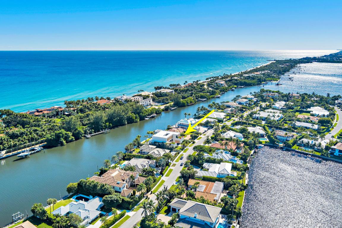 35 Spoonbill Road, Manalapan