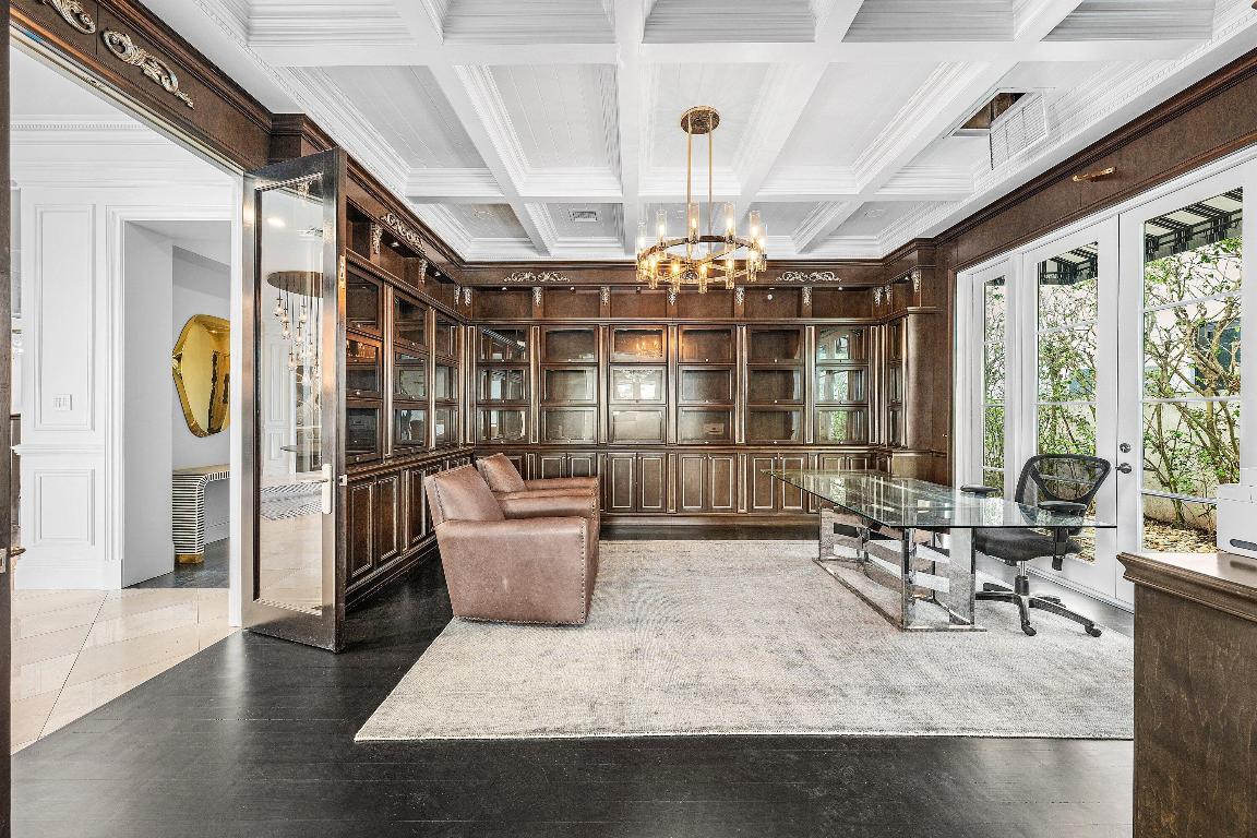 485 Spanish Trail, Boca Raton